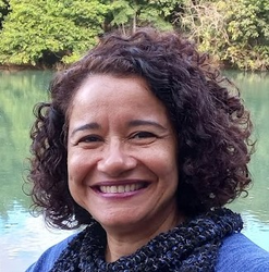 Esther Luíza de Souza Lemos